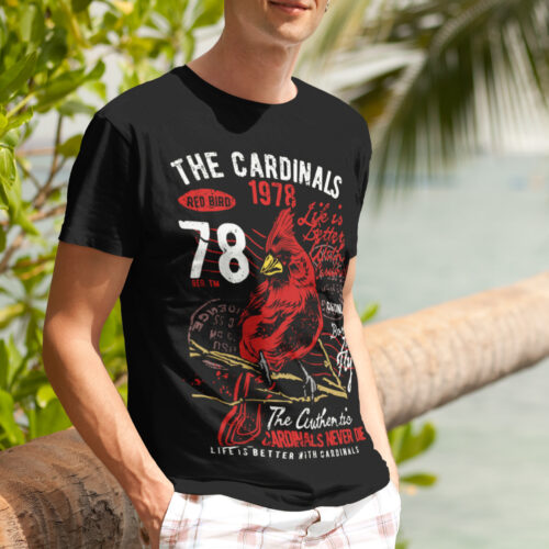 Cardinal Bird Animal Vintage Graphic T-shirt
