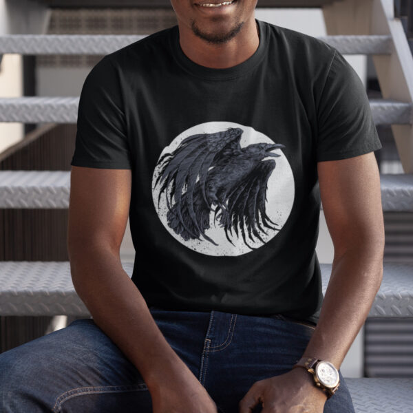 Crow Animal Vintage Graphic T-shirt
