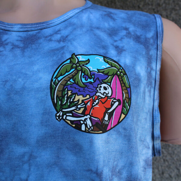 Beach Skull Blue Crumple Tie Dye Tank Top - Image 4