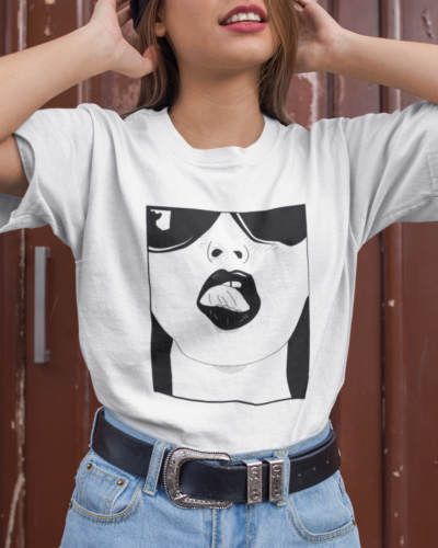Face Lady Graphic T-shirt