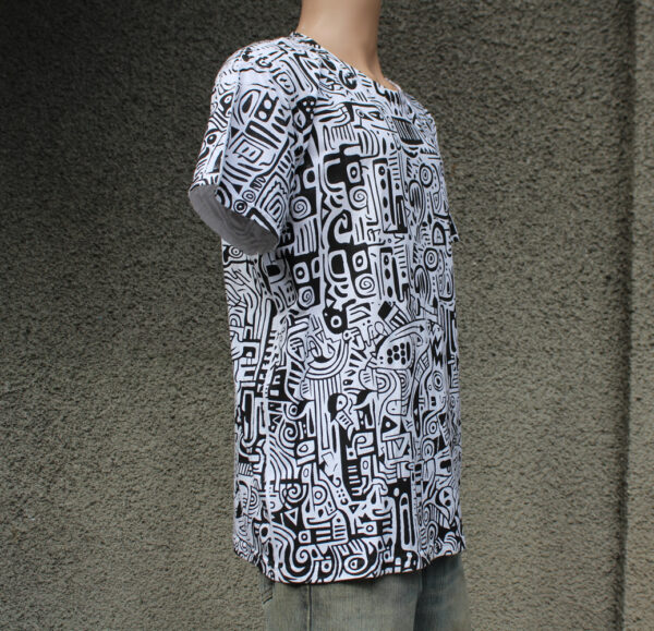 Artistic Doodle Grahpic T-shirt - Image 4