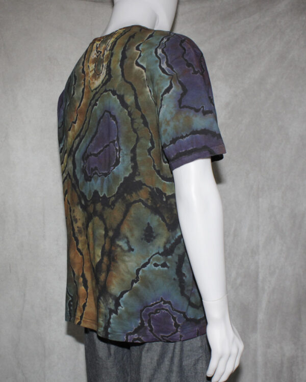 Geode Purple Tone Reverse Tie Dye T Shirt - Image 3
