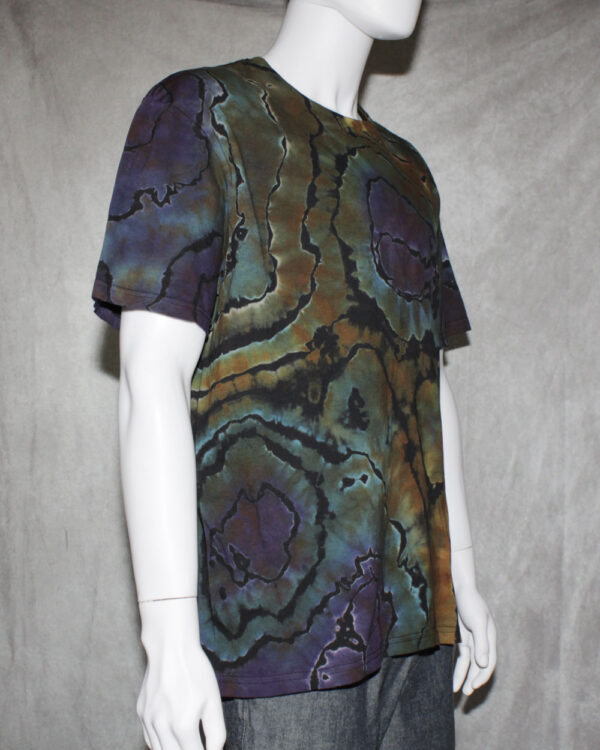 Geode Purple Tone Reverse Tie Dye T Shirt - Image 2