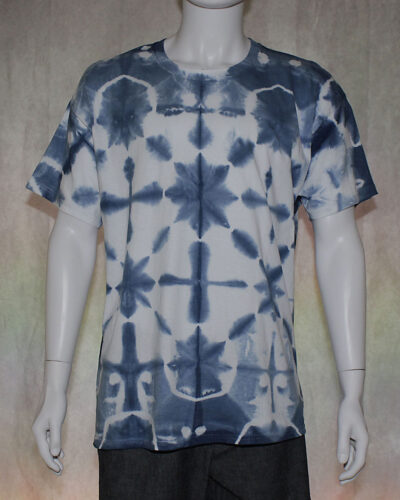 Geometric Pattern Indigo Dye T-Shirt