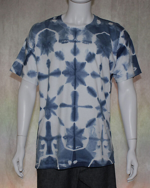 Geometric Pattern Indigo Dye T-Shirt