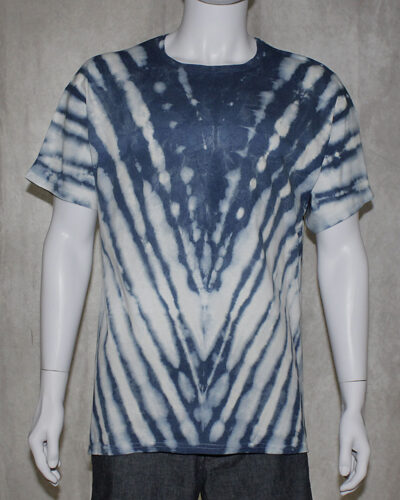 V Pattern Indigo Tie Dye T-Shirt